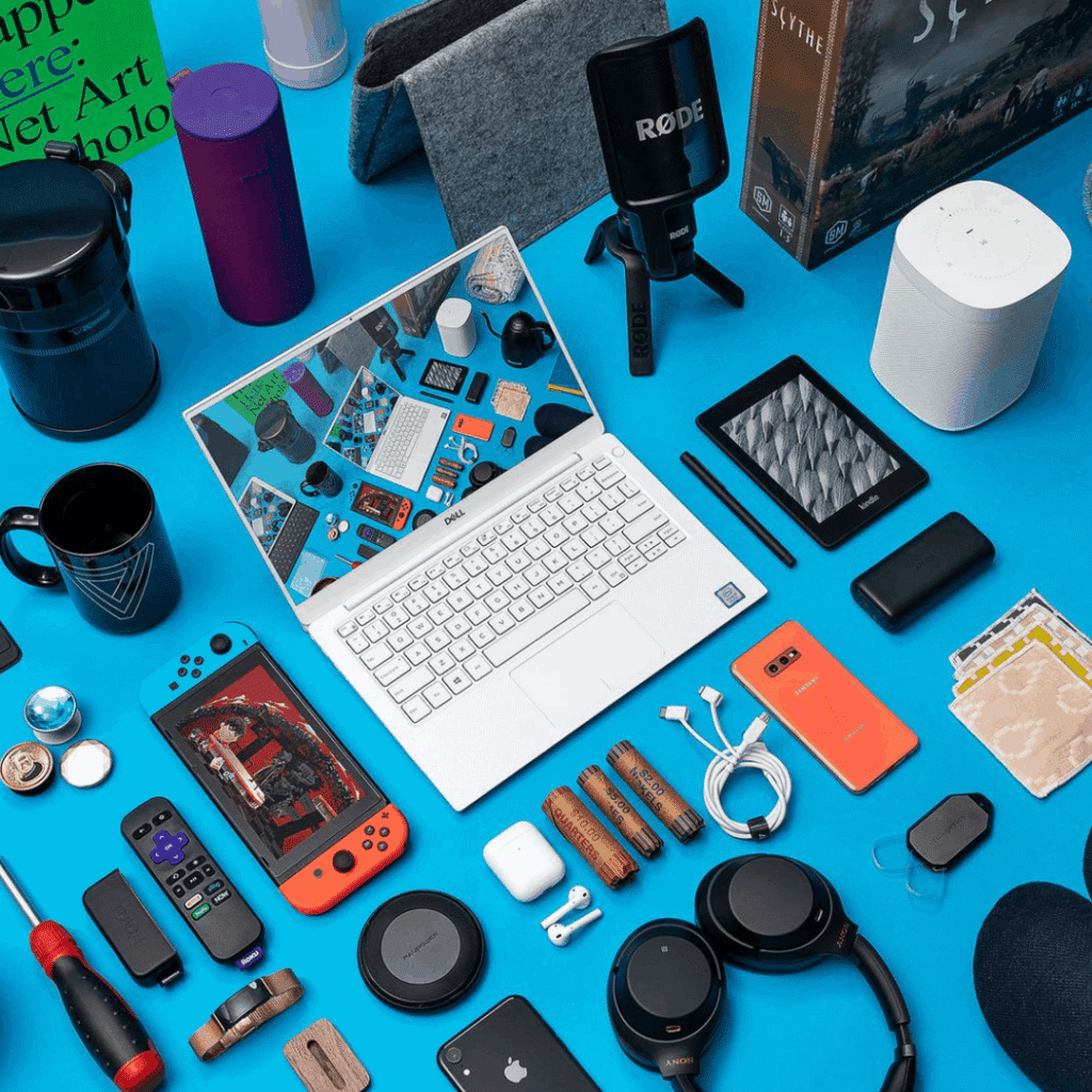 1686007126 en idei club p electronic accessories dizain 13